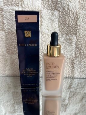 Estee Lauder Futurist SkinTint Serum - 3C2 Pebble